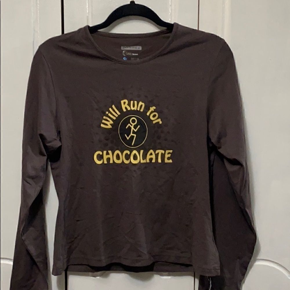 NWT Zorrel Athletic Brown Graphic Stretch Top M